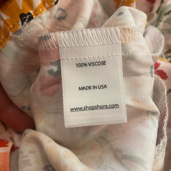 Shore Women’s Willow Shorts Romper Resort Pockets Floral Pockets New size M - Picture 14 of 14